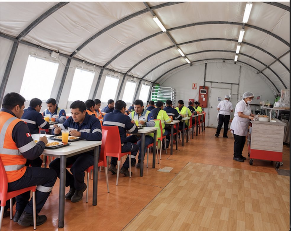 Servicio de alimentación en un comedor con estructura de cubierta curva